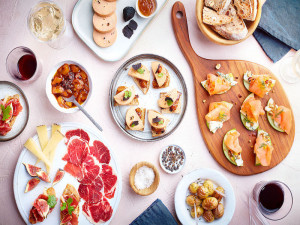Courants d'Air, LABEYRIE ENCHANTE LES REPAS DE FETE DE SAUMONS ET FOIES GRAS DE SELECTION