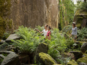 Courants d'Air, FAITE UN VOYAGE INÉDIT EN CORRÈZE AUX PANS DE TRAVASSAC