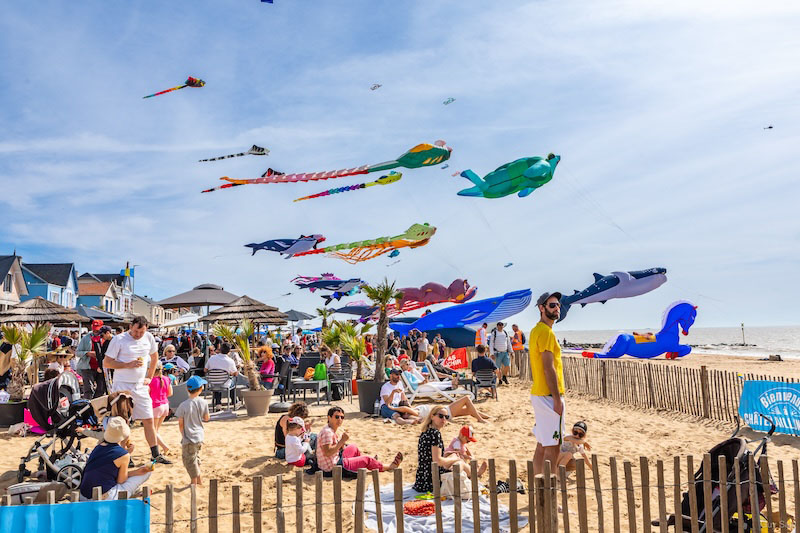 FESTIVAL INTERNATIONAL DU CERF-VOLANT ET DU VENT À CHATELAILLON-PLAGE (17)