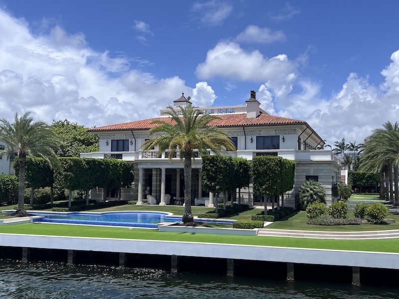 Courants d'Air, FORT LAUDERDALE, ENTRE OC&Eacute;AN, CANAUX ET ART DE VIVRE FLORIDIEN