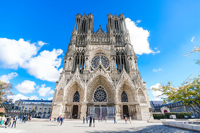 REIMS, UN ÉTÉ QUI RAYONNE !