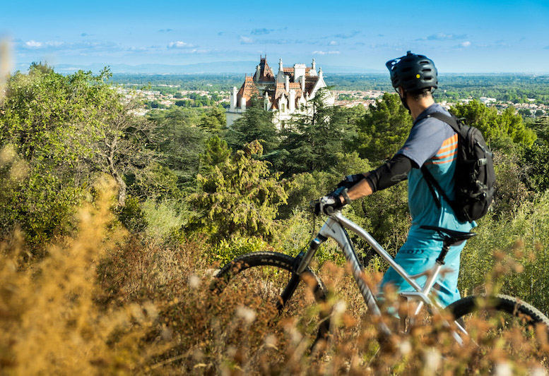 DÉCOUVRIR LES MERVEILLES NATURELLES D'ARGELES-SUR-MER À TRAVERS DES EXPÉRIENCES LUDIQUES