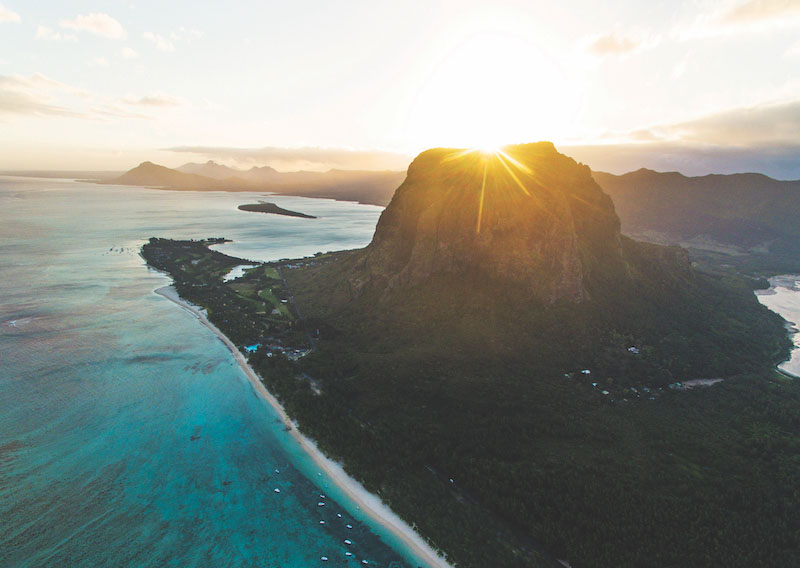 « VIVEZ NOTRE ÎLE », LE NOUVEL HYMNE DE L'ILE MAURICE