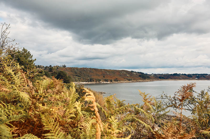 UN AUTOMNE AU GRÉ DES EMBRUNS SUR LA CÔTE DE GRANIT ROSE