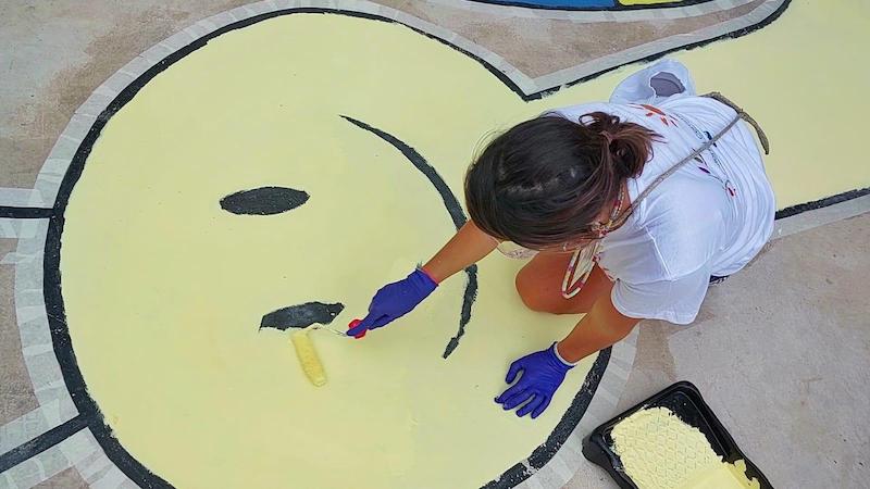 LE GROUPE DE PEINTURES PPG COLORE ET RÉNOVE DES ÉCOLES DANS LE MONDE