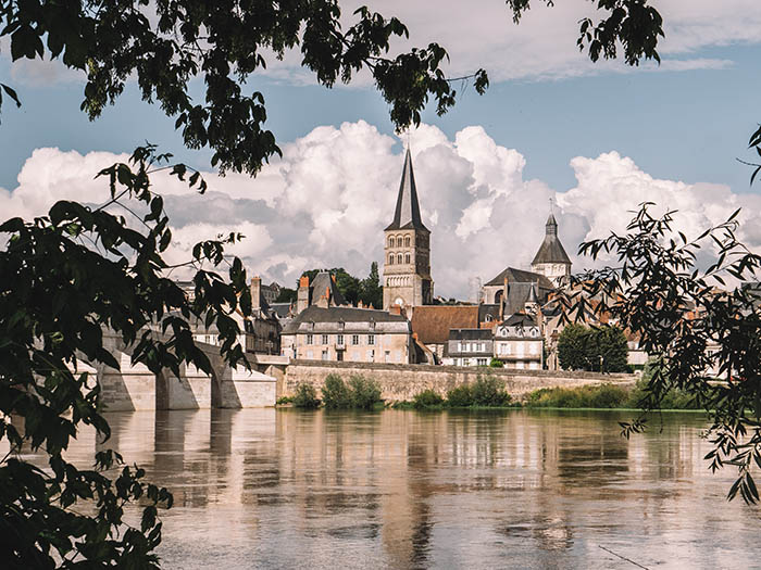 10 CHOSES À SAVOIR SUR LA CHARITÉ-SUR-LOIRE