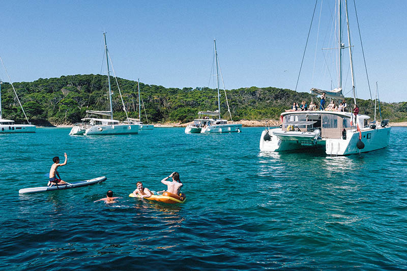 LA LOCATION DE BATEAU, UNE TENDANCE VOYAGE MAJEURE POUR L'ÉTÉ 