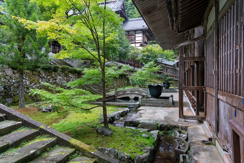 DE TOKYO &Agrave; HOKURIKU, PLONG&Eacute;E DANS LE JAPON AUTHENTIQUE