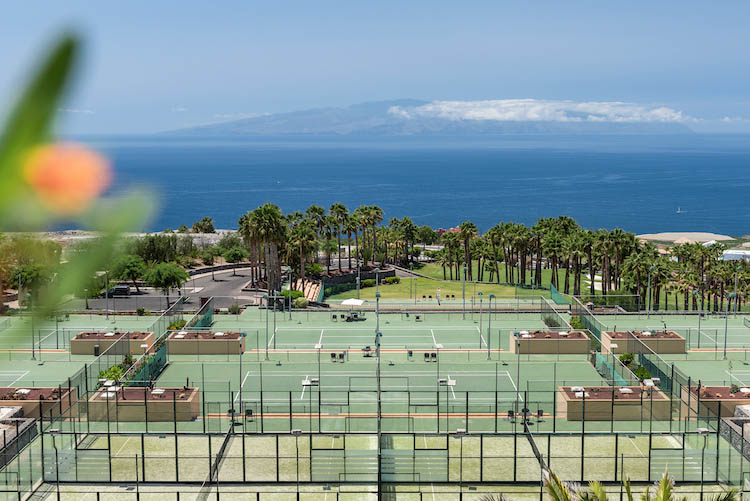 DEVENIR PROPRIETAIRE D'UNE LUXUEUSE VILLA À TENERIFE, L'ILE DE L'ETERNEL PRINTEMPS