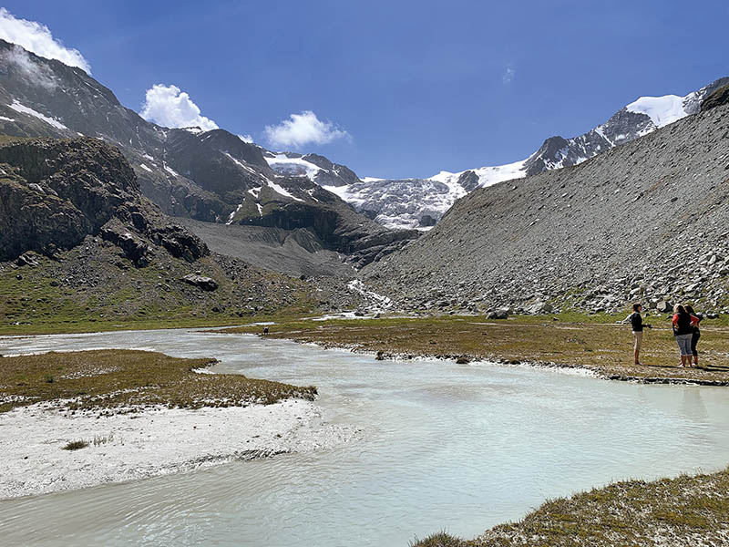 BELLA TOLA, EXPÉRIENCES SENSORIELLES DANS LES ALPES SUISSES