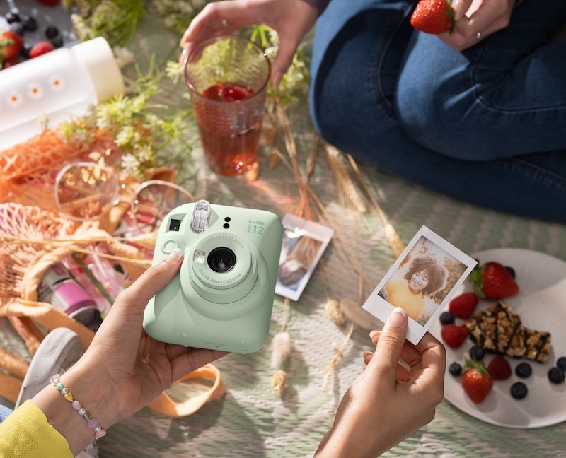 FUJIFILM INSTAX MINI LIPLAY+ ET NOUVEAUTÉS CRÉATIVES POUR NOEL
