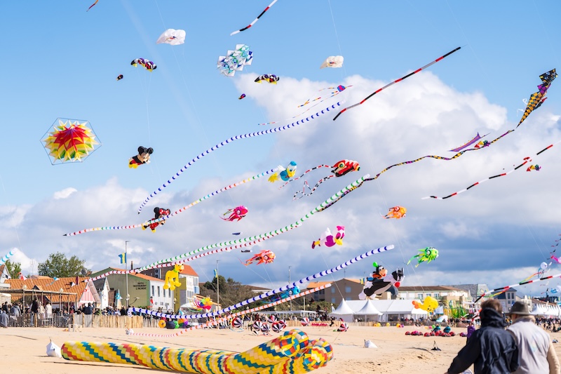 FESTIVAL INTERNATIONAL DU CERF-VOLANT ET DU VENT