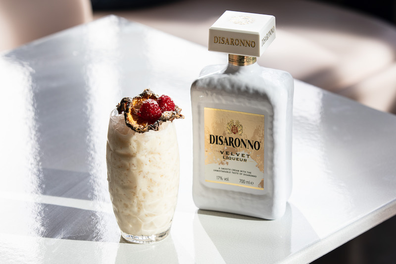 DISARONNO DÉVOILE 2 RECETTES DE COCKTAIL PHARES POUR CETTE FIN D’ÉTÉ.