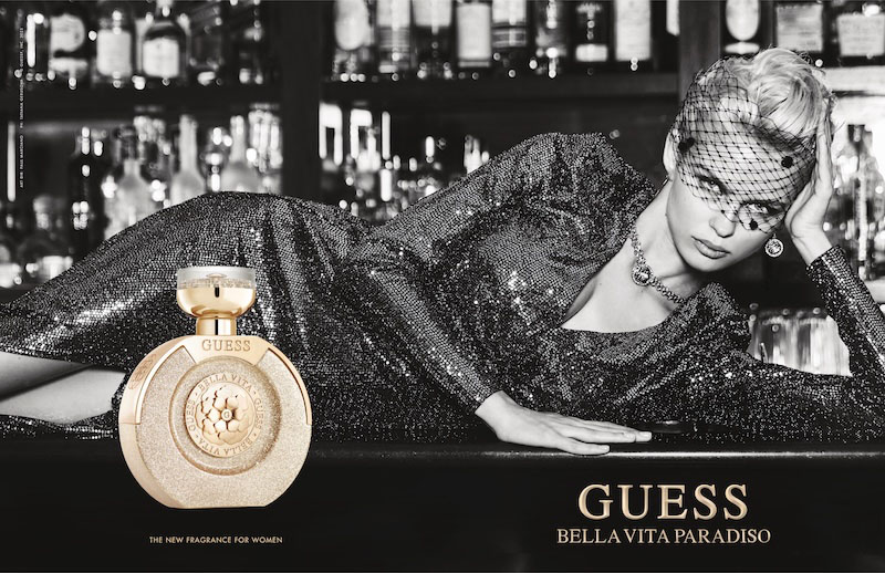 POUR LES FÊTES, GUESS LANCE SA NOUVELLE EAU DE PARFUM POUR FEMMES