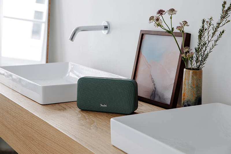 TEUFEL PRESENTE MOTIV GO, UNE ENCEINTE NOMADE QUI ALLIE LE SON ET LE STYLE