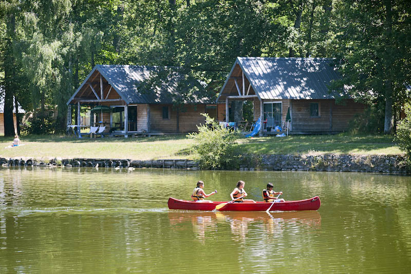 LE ROUTARD & HUTTOPIA S'ASSOCIENT ET LANCE UN NOUVEAU GUIDE « HUTTOPIA, DESTINATIONS NATURE »