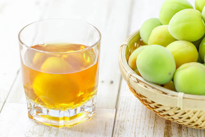 CONNAISSEZ VOUS L'UMESHU, LA LIQUEUR DE PRUNE JAPONAISE