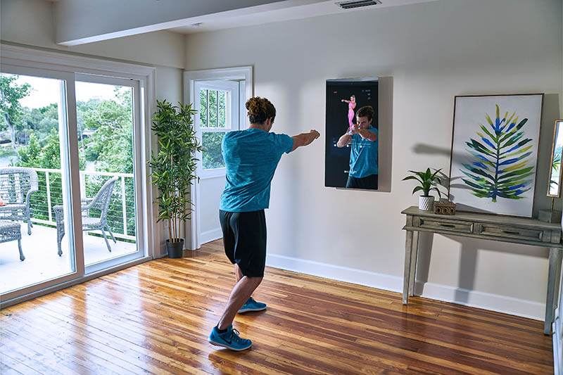 LA SALLE DE SPORT VIRTUELLE À LA MAISON ARRIVE EN FRANCE AVEC ECHELON FIT 